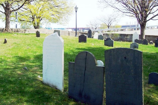 Portsmouth's historic Point of Graves cemetery